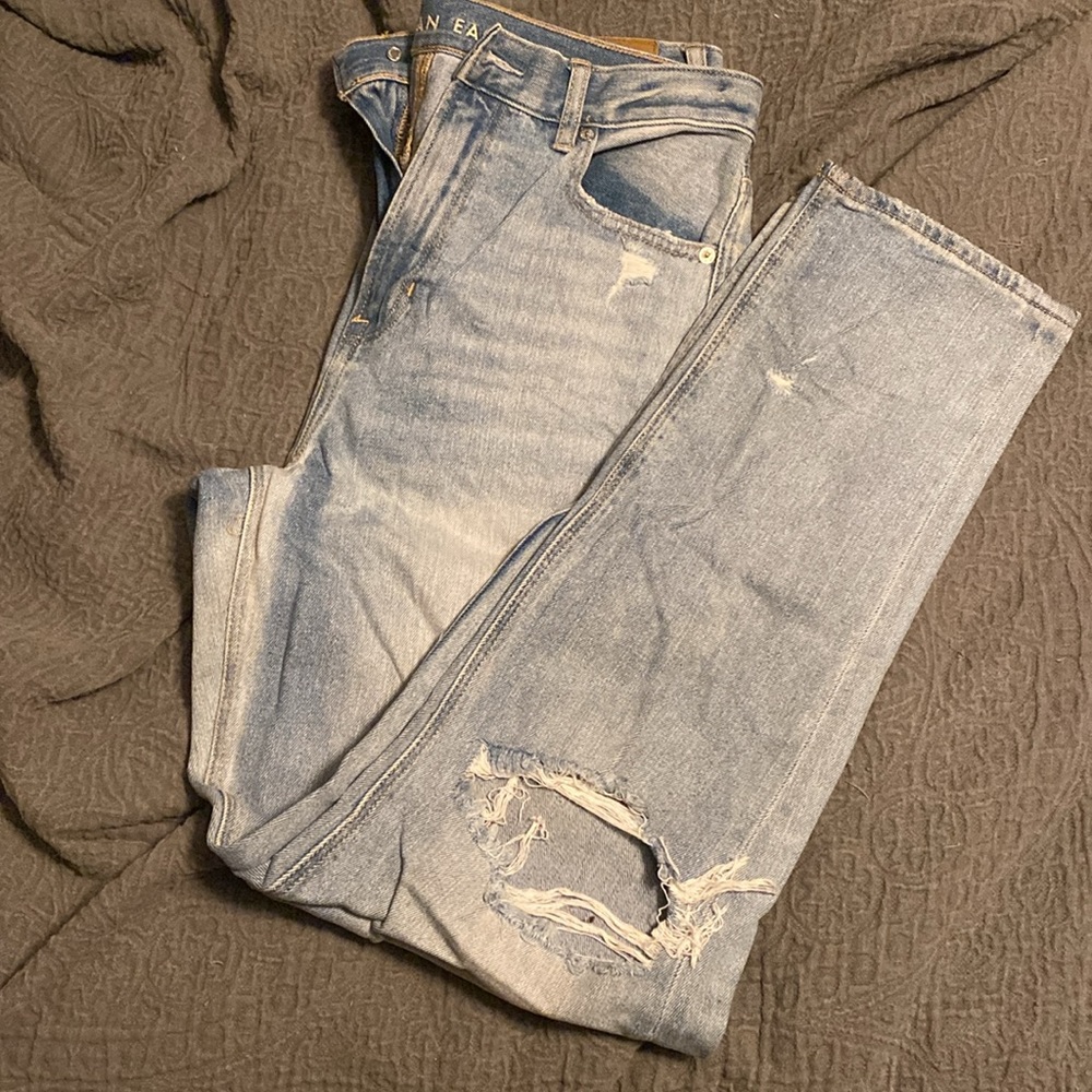AE mom jean